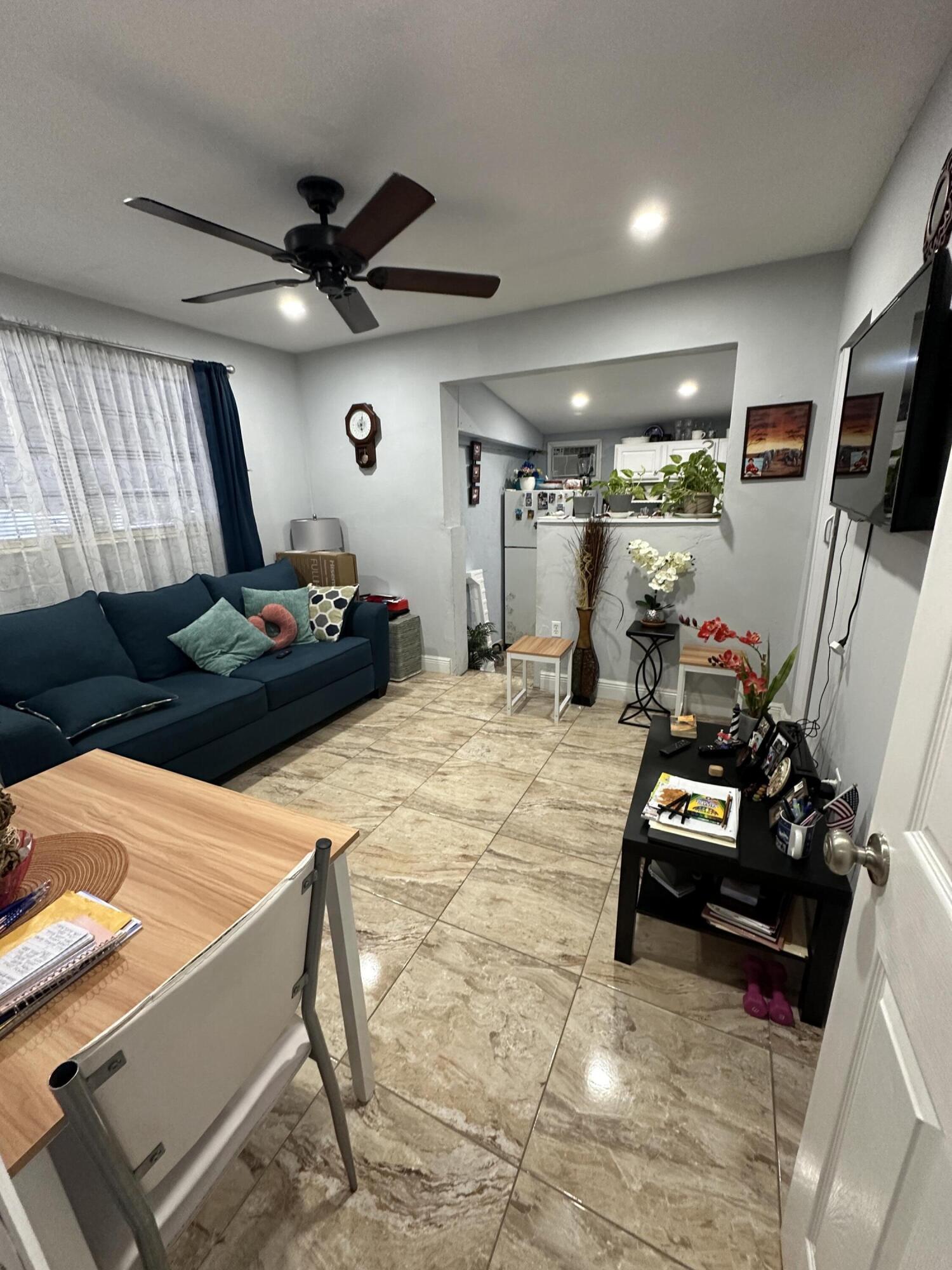 336 Ponte Vedra Road Palm Springs, FL 33461 - Photo 9 of 20 4BF35A8E-DA5A-4534-B76A-CD21F1D3BF7F