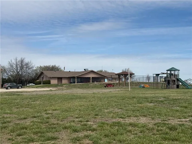$60,000 | 29 Whitetail Drive, Mound City, KS 66056