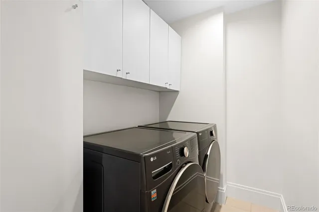 a view of an outdoor space yard and patio