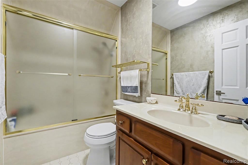 100 North Latson Road Howell, MI 48843 - Photo 46 of 62