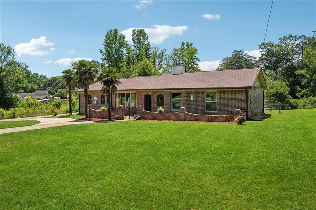 12 Windsor Way Newnan, GA 30263 - Photo 1 of 68
