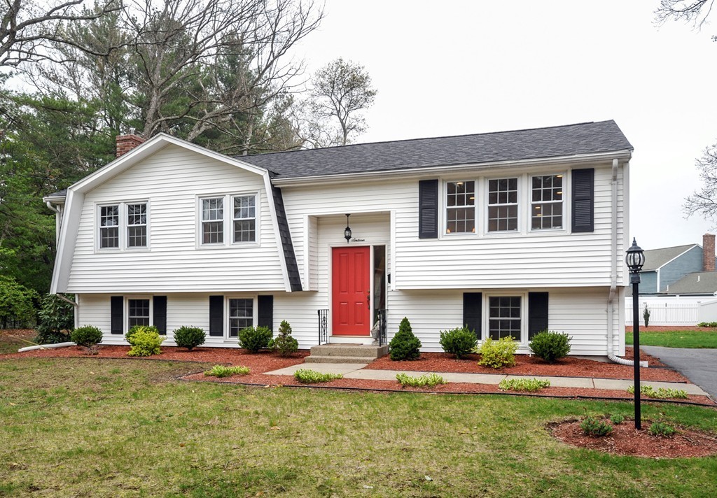 16 Donnell Road Walpole, MA 02032 - Photo 2 of 24