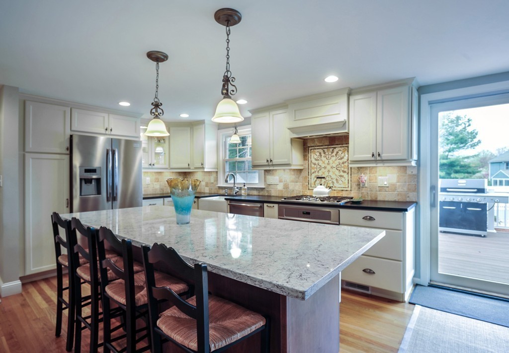 16 Donnell Road Walpole, MA 02032 - Photo 3 of 24
