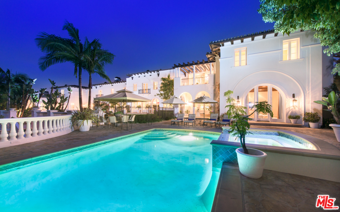 200 Delfern Drive Los Angeles, CA 90077 - Photo 2 of 4