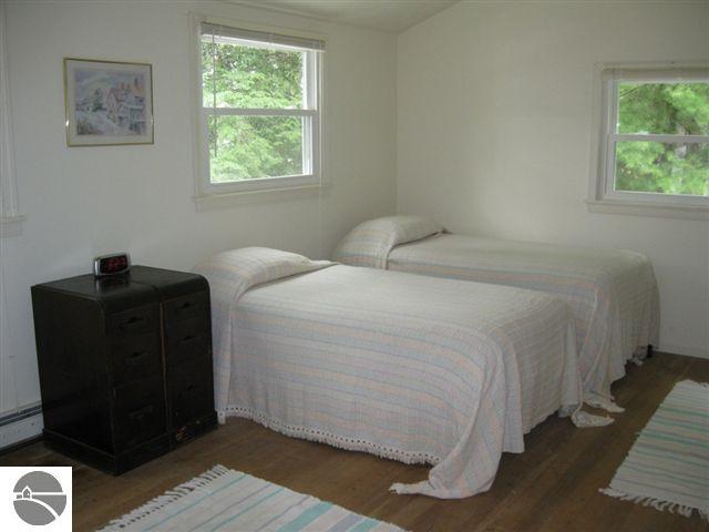 6172 Karlin Road Interlochen, MI 49643 - Photo 20 of 25 1718403-19.JPG