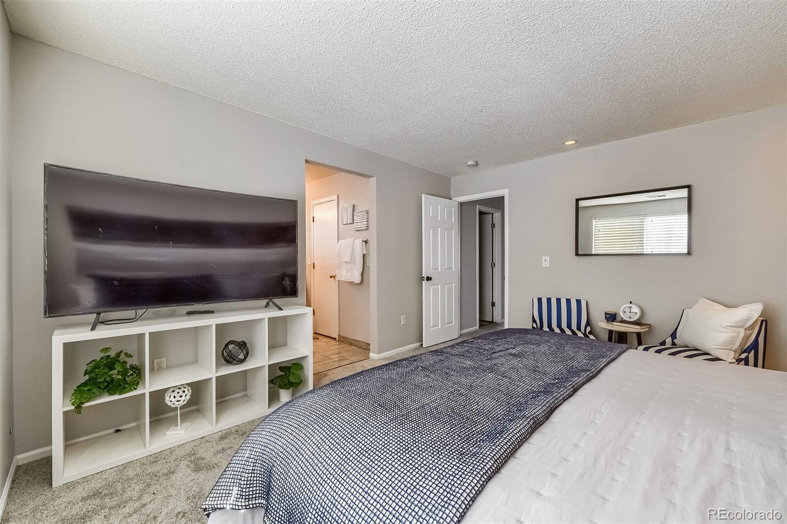 396 Ivory Circle Aurora, CO 80011 - Photo 12 of 31