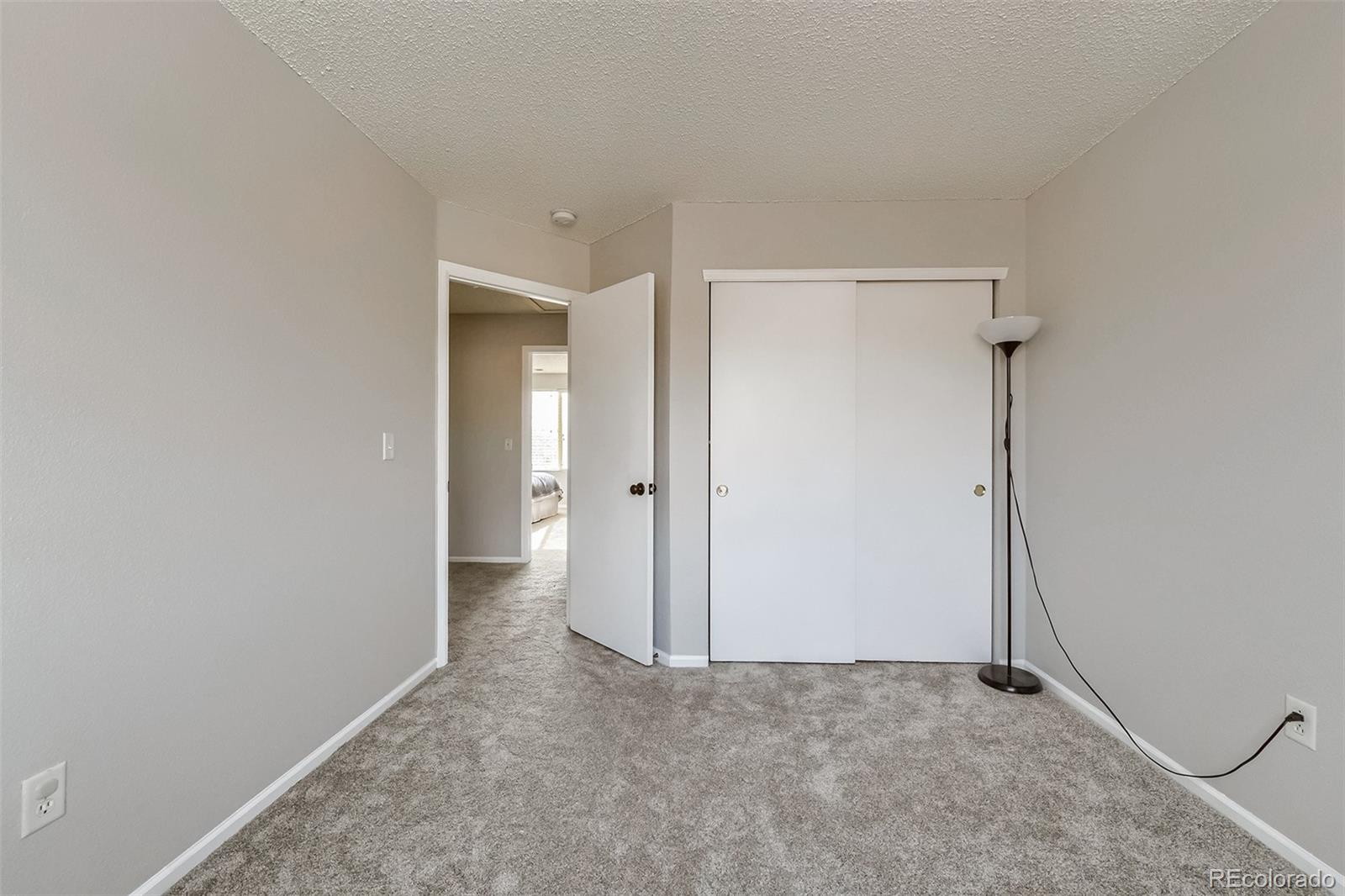 396 Ivory Circle Aurora, CO 80011 - Photo 16 of 31