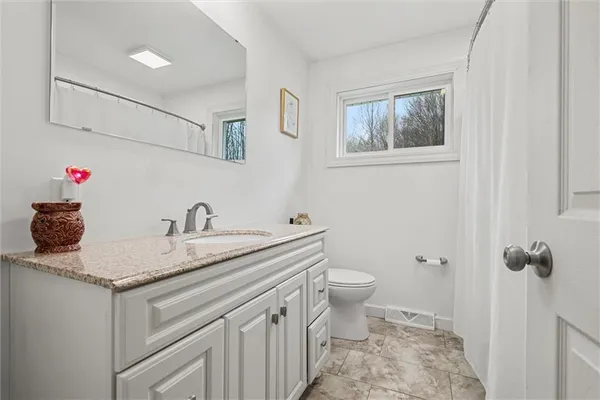 $189,000 | 13 Raymond Drive, West Middlesex, PA 16159