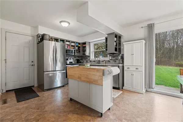 $189,000 | 13 Raymond Drive, West Middlesex, PA 16159