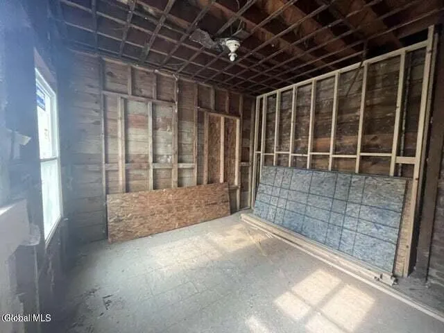 $95,000 | 84 Ida Street, Troy, NY 12180