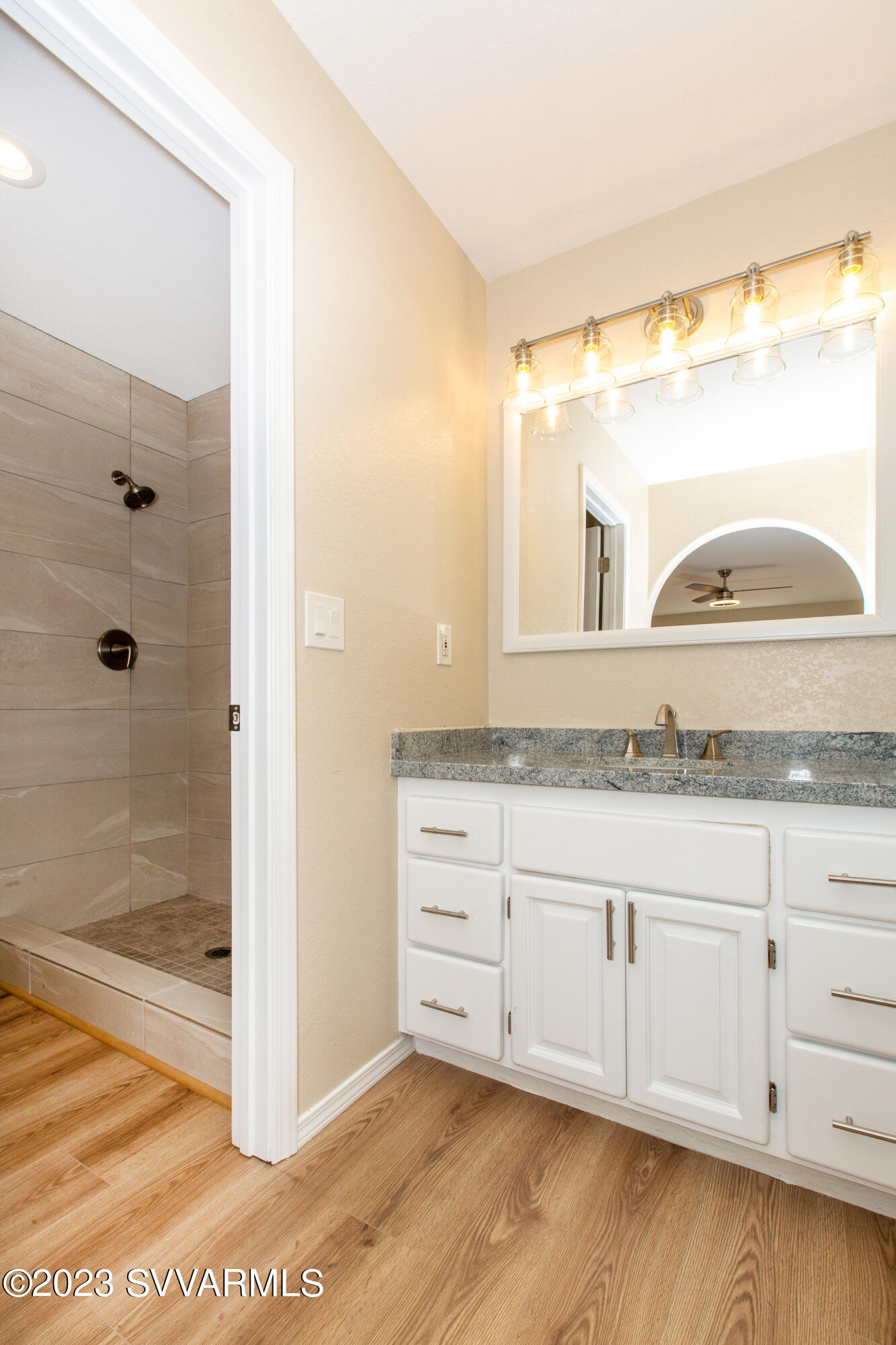 60 Vultee Road Sedona, AZ 86351 - Photo 19 of 38 Master Bathroom