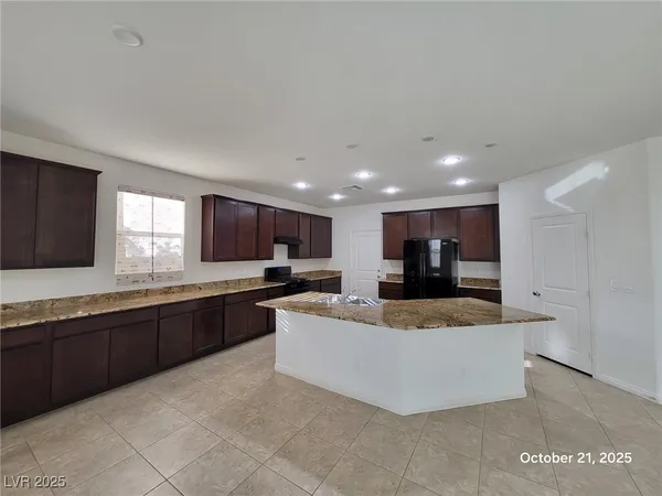 $3,205 | 12281 Terrace Verde Avenue, Las Vegas, NV 89138