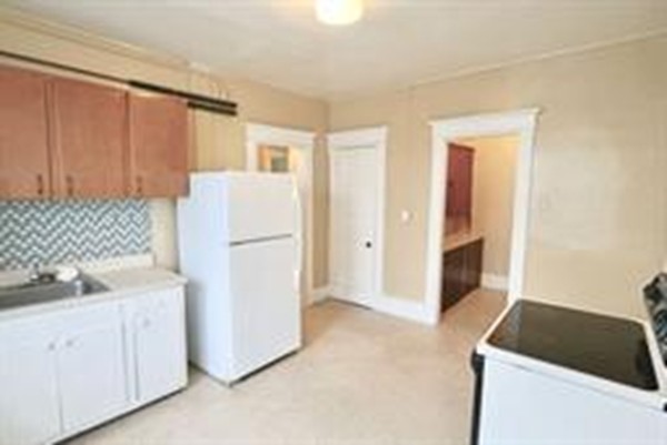 683-685 State Street Springfield, MA 01109 - Photo 6 of 10