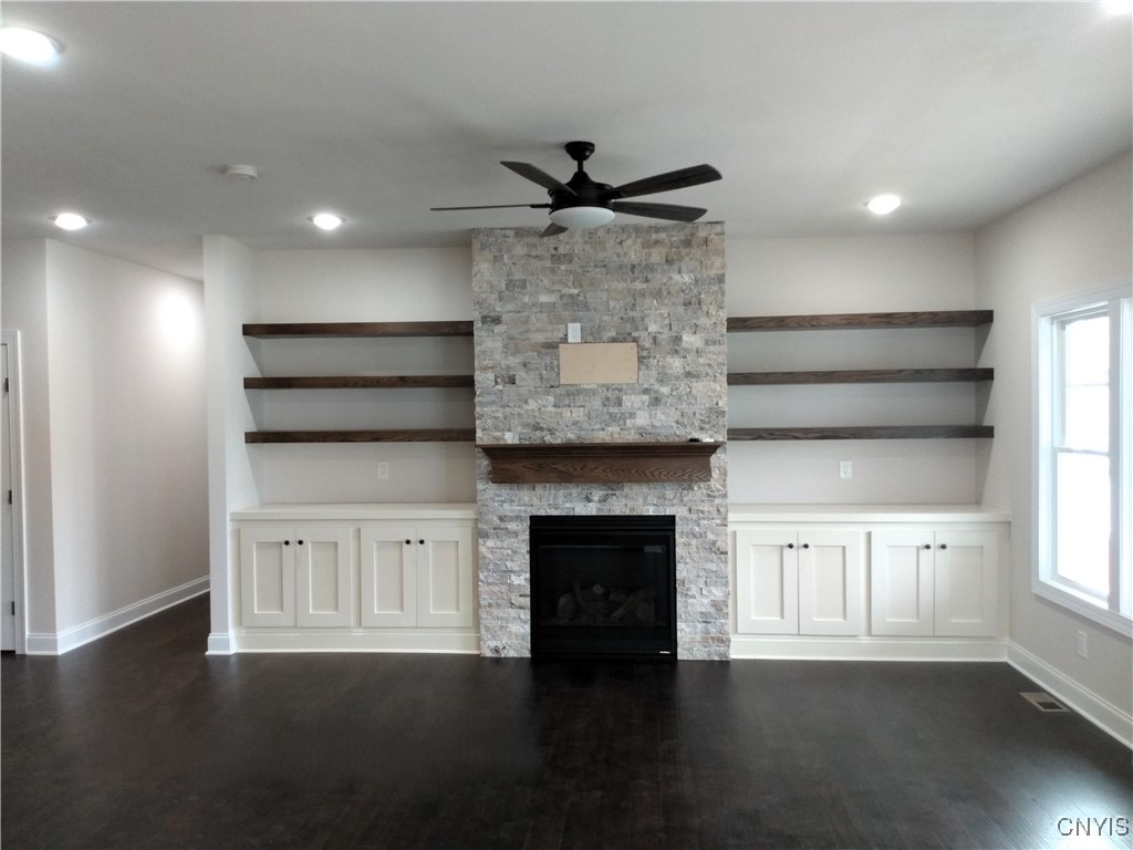 8929 Tulip Tree Path Lysander, NY 13027 - Photo 3 of 5