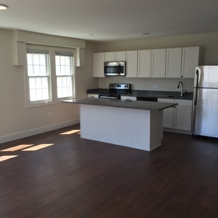 89 Main Street, Unit 9 Andover, MA 01810 - Photo 2 of 10