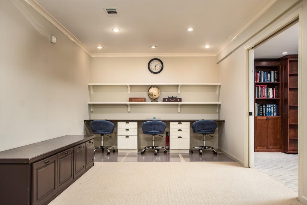 1106 Byrnwyck Road Northeast Brookhaven, GA 30319 - Photo 4 of 41