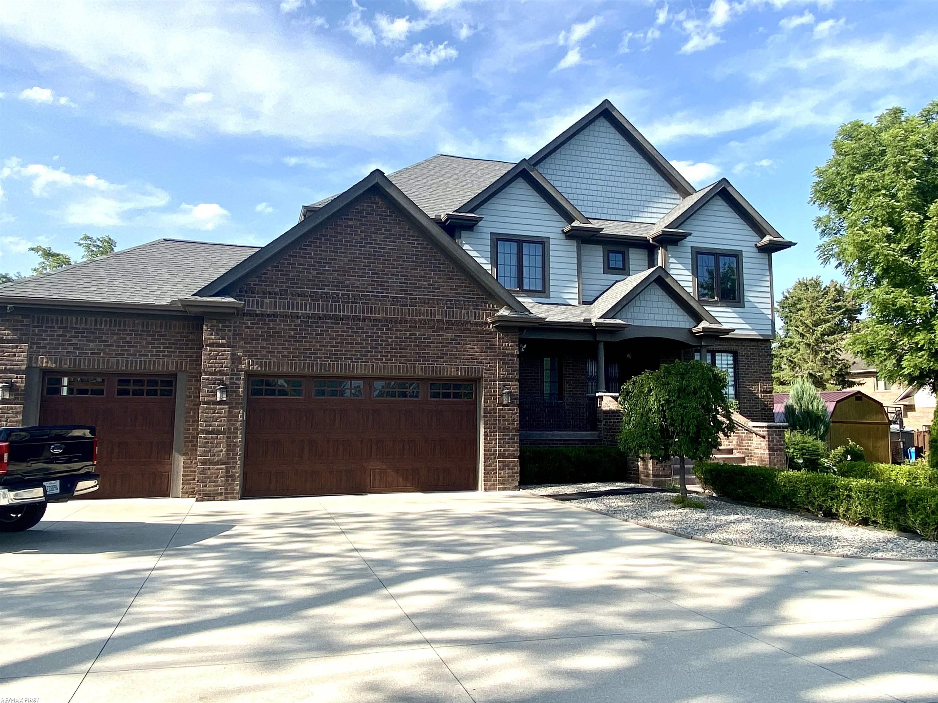 850 South Boulevard Rochester, MI 48307 - Photo 3 of 51