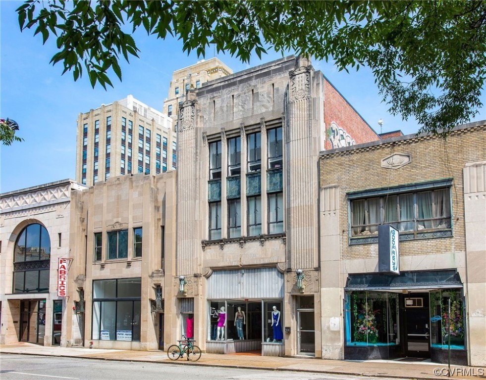 306 East Grace St Unit 202  