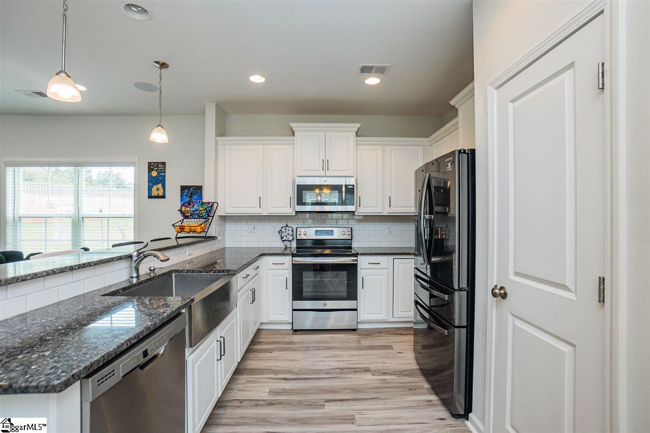 409 North Ivestor Court Inman, SC 29349 - Photo 3 of 17 Gallery Image 3