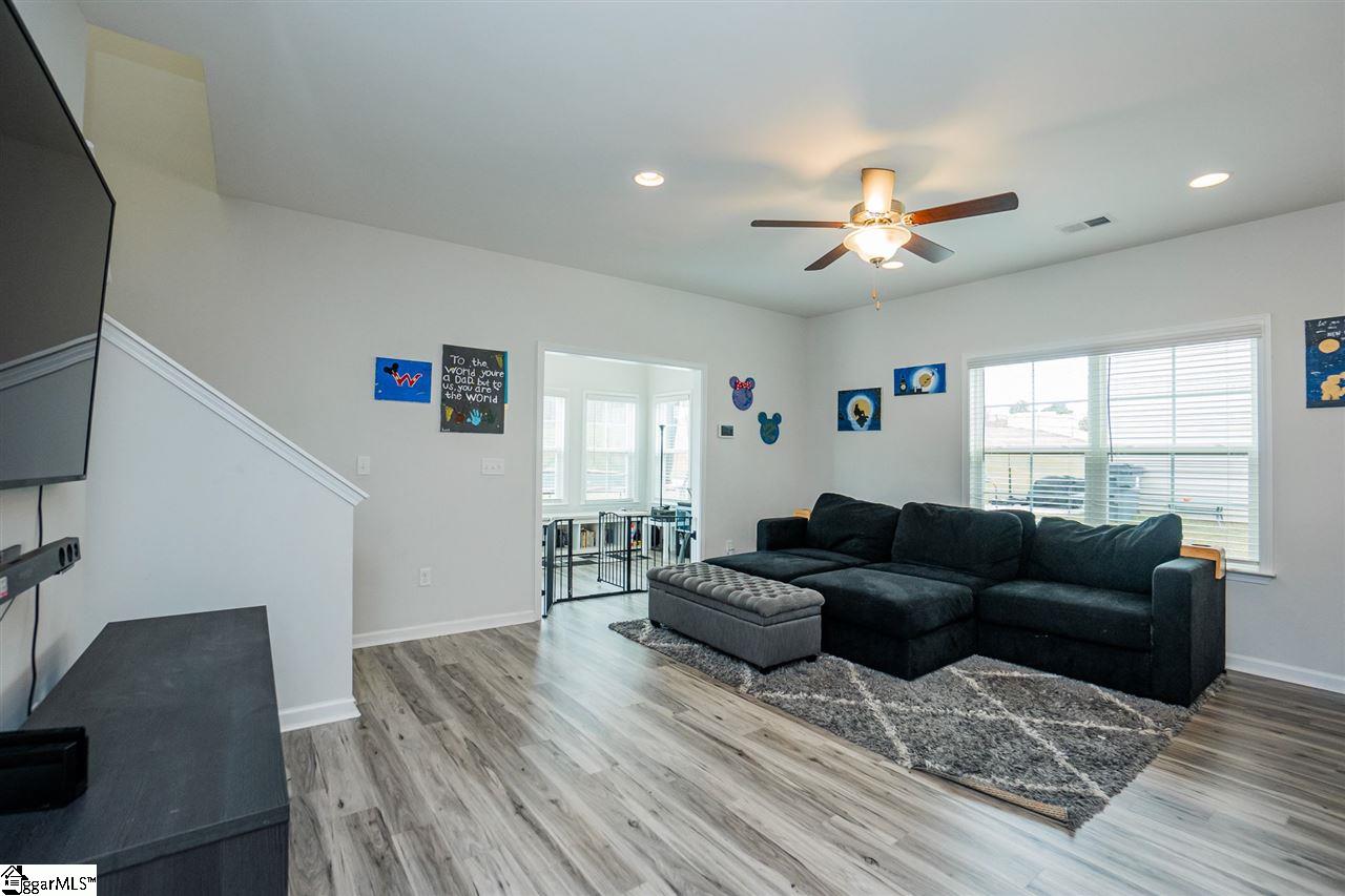 409 North Ivestor Court Inman, SC 29349 - Photo 6 of 17 Gallery Image 6