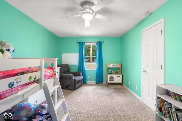 $299,900 | 641 Terrace Lake Drive, Columbus, IN 47201