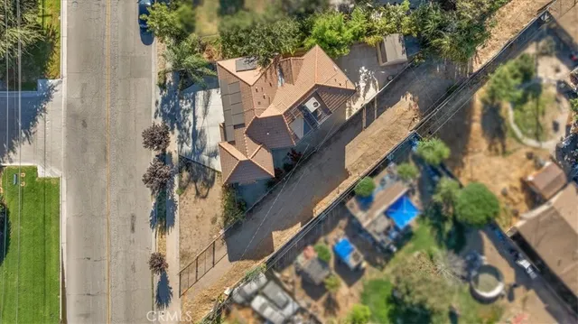 $475,000 | 3271 East Muscat Avenue, Fresno, CA 93725