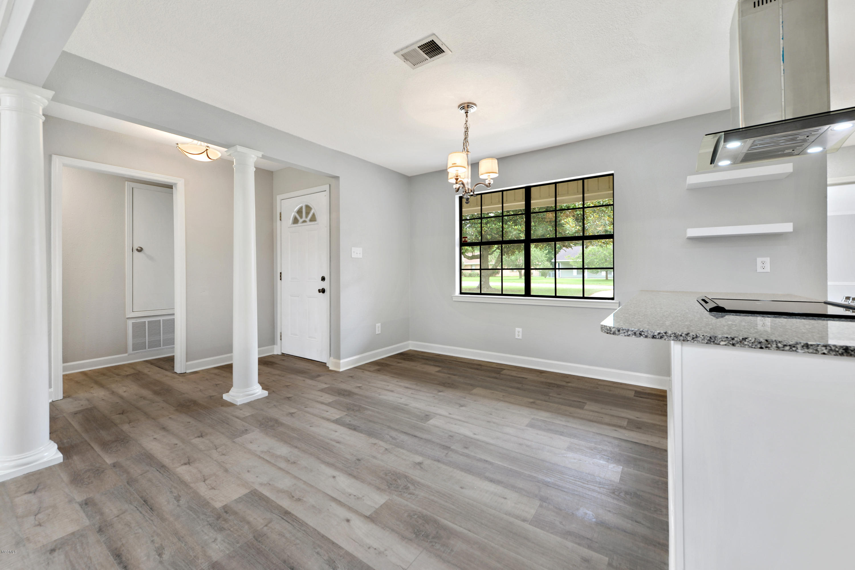 1321 Diller Road Ocean Springs, MS 39564 - Photo 8 of 28 009