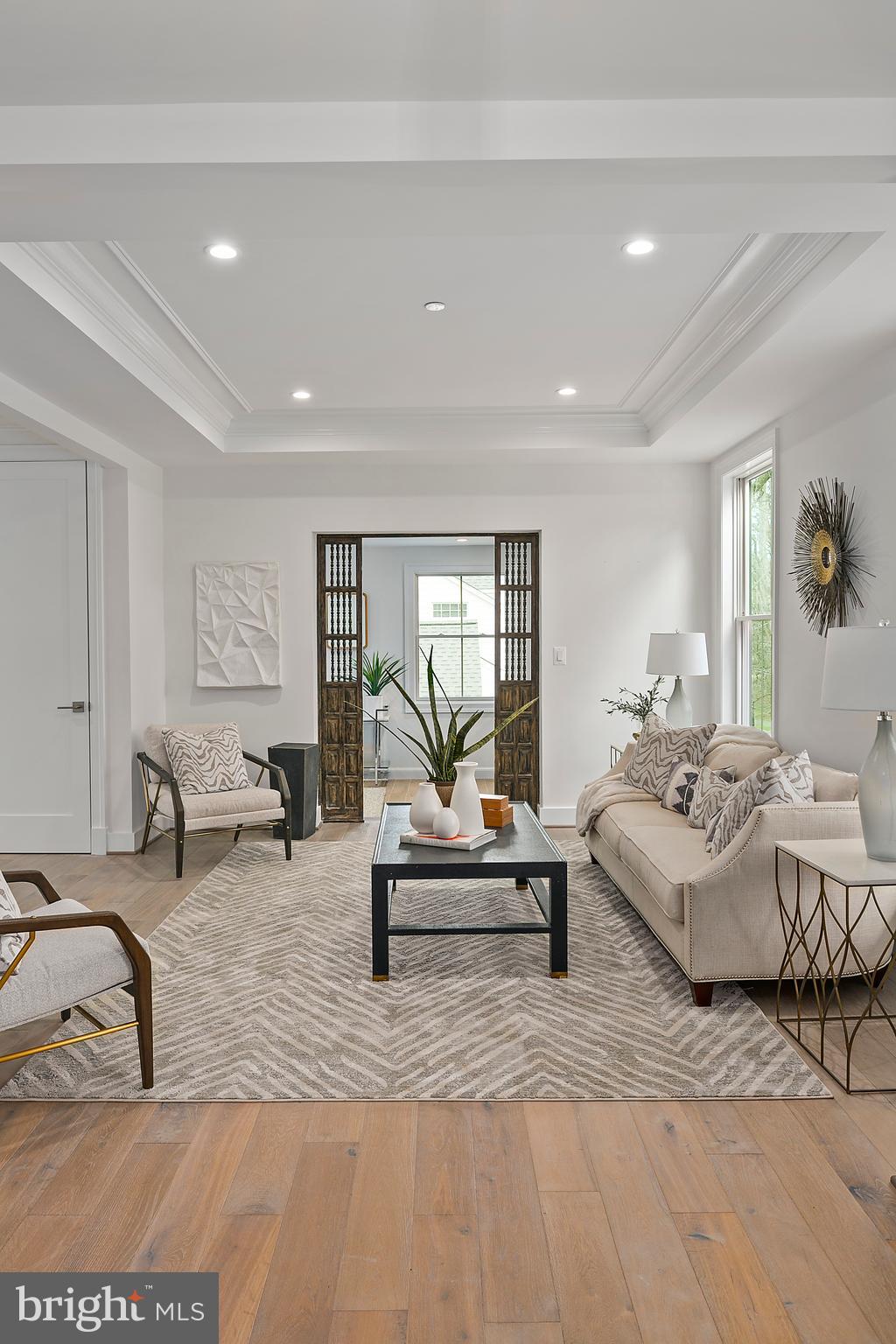 9006 Brierly Road Chevy Chase, MD 20815 - Photo 4 of 45