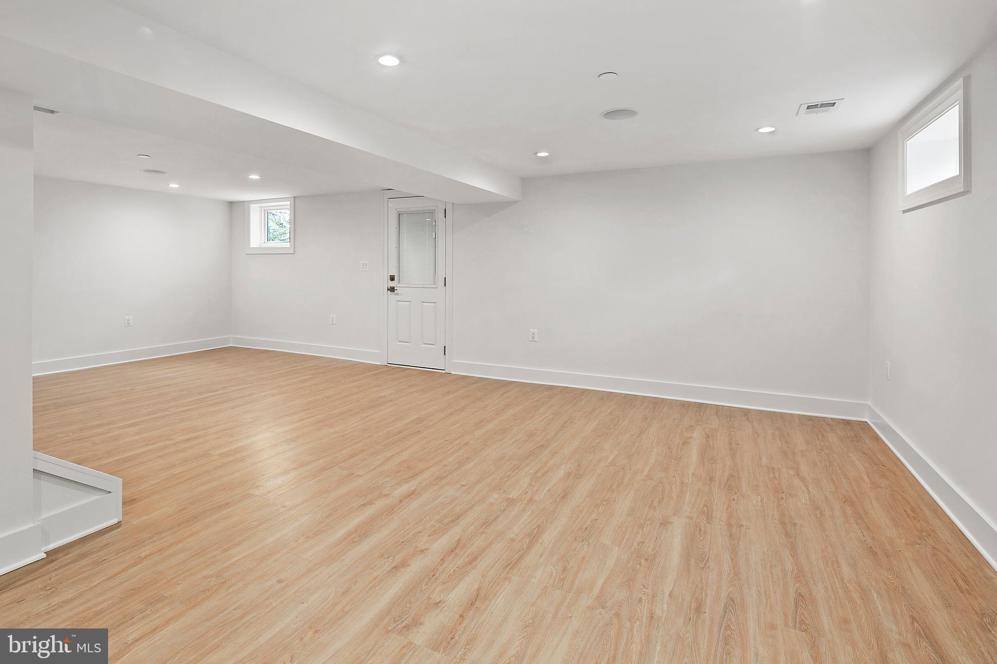 9006 Brierly Road Chevy Chase, MD 20815 - Photo 36 of 45