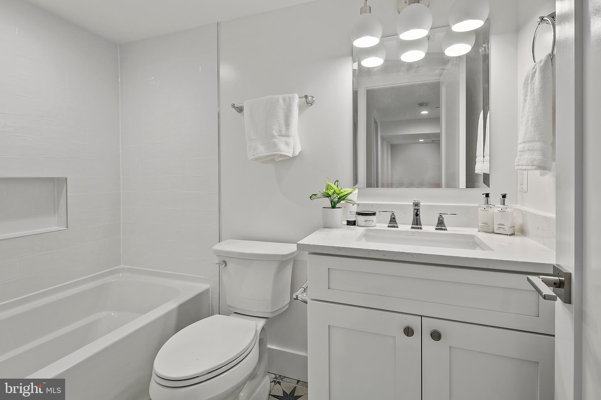 9006 Brierly Road Chevy Chase, MD 20815 - Photo 38 of 45