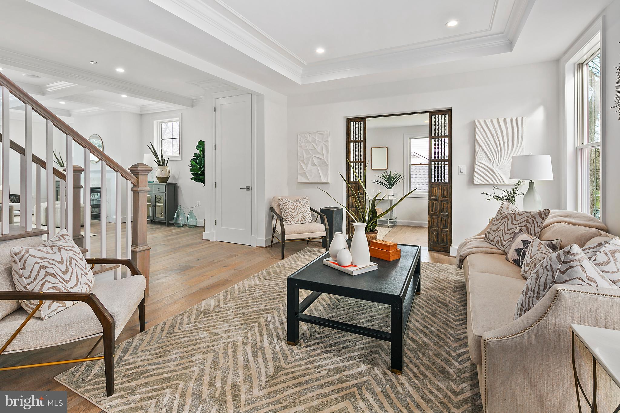 9006 Brierly Road Chevy Chase, MD 20815 - Photo 5 of 45