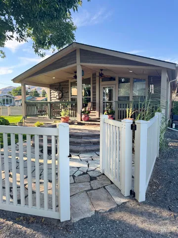 $465,000 | 811 14th Street, Clarkston, WA 99403