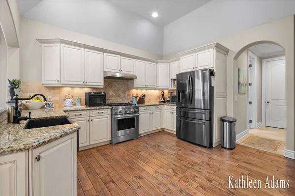 $825,000 | 6245 Dublin Drive, Stanwood, MI 49346