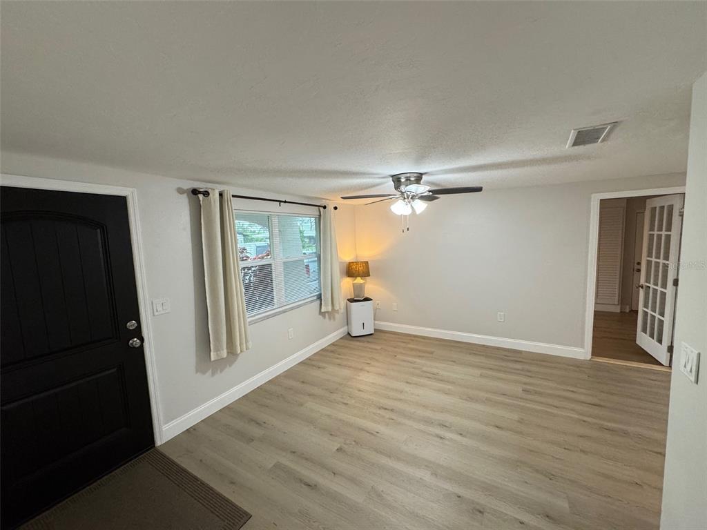 972 Ponderosa Road Venice, FL 34293 - Photo 18 of 43