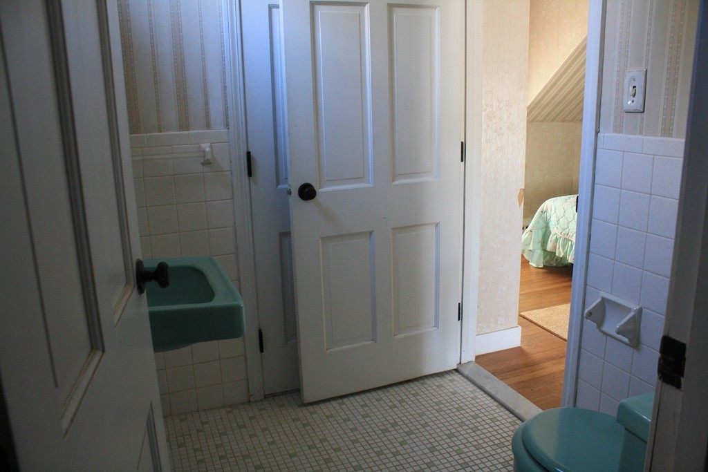 94 Uncle Barneys Road Dennis, MA 02670 - Photo 18 of 30 Gallery Image 18