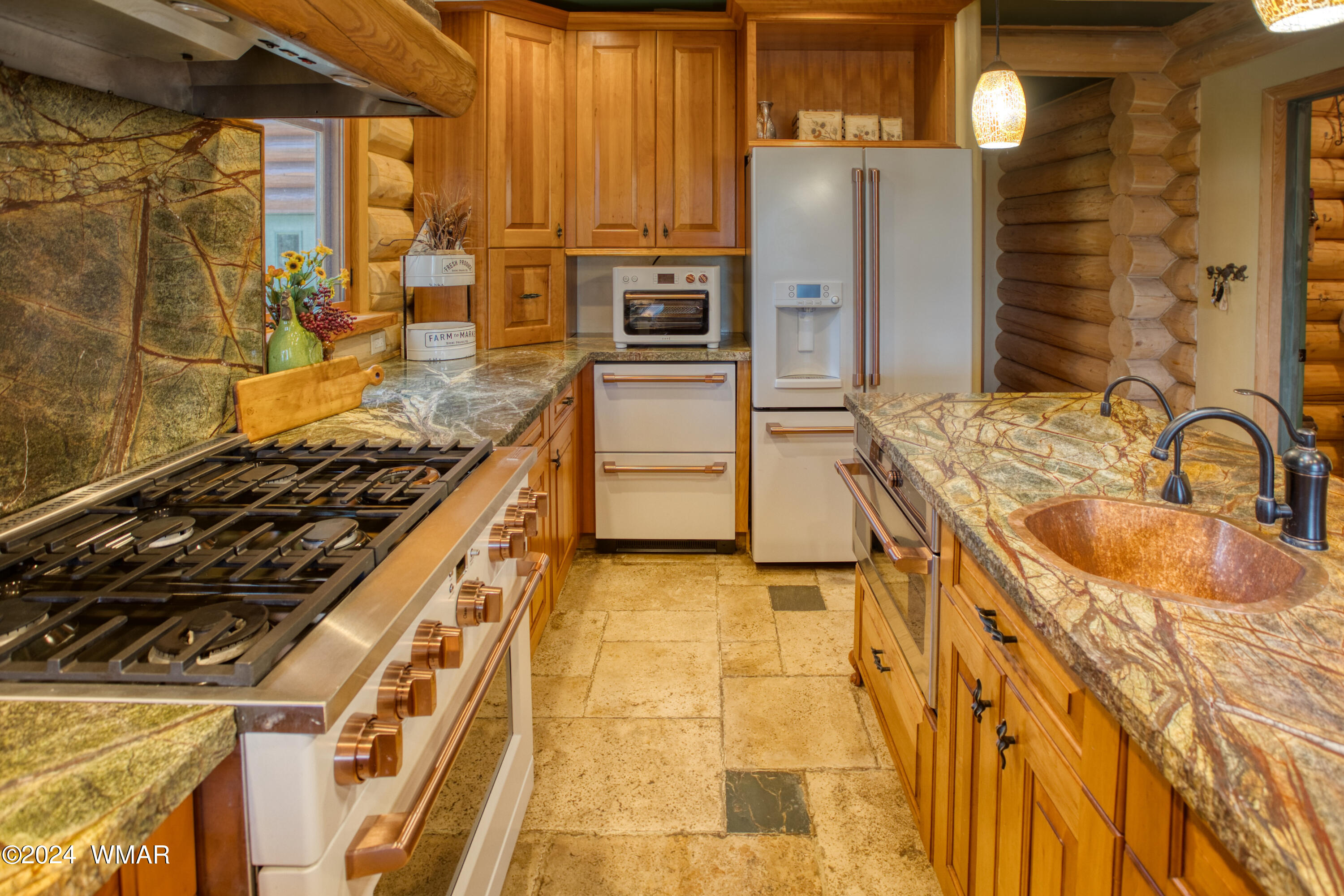 4281 Shaggy Bark Road Show Low, AZ 85901 - Photo 19 of 84 a kitchen with stainless steel appliances granite countertop a sink stove and refrigerator