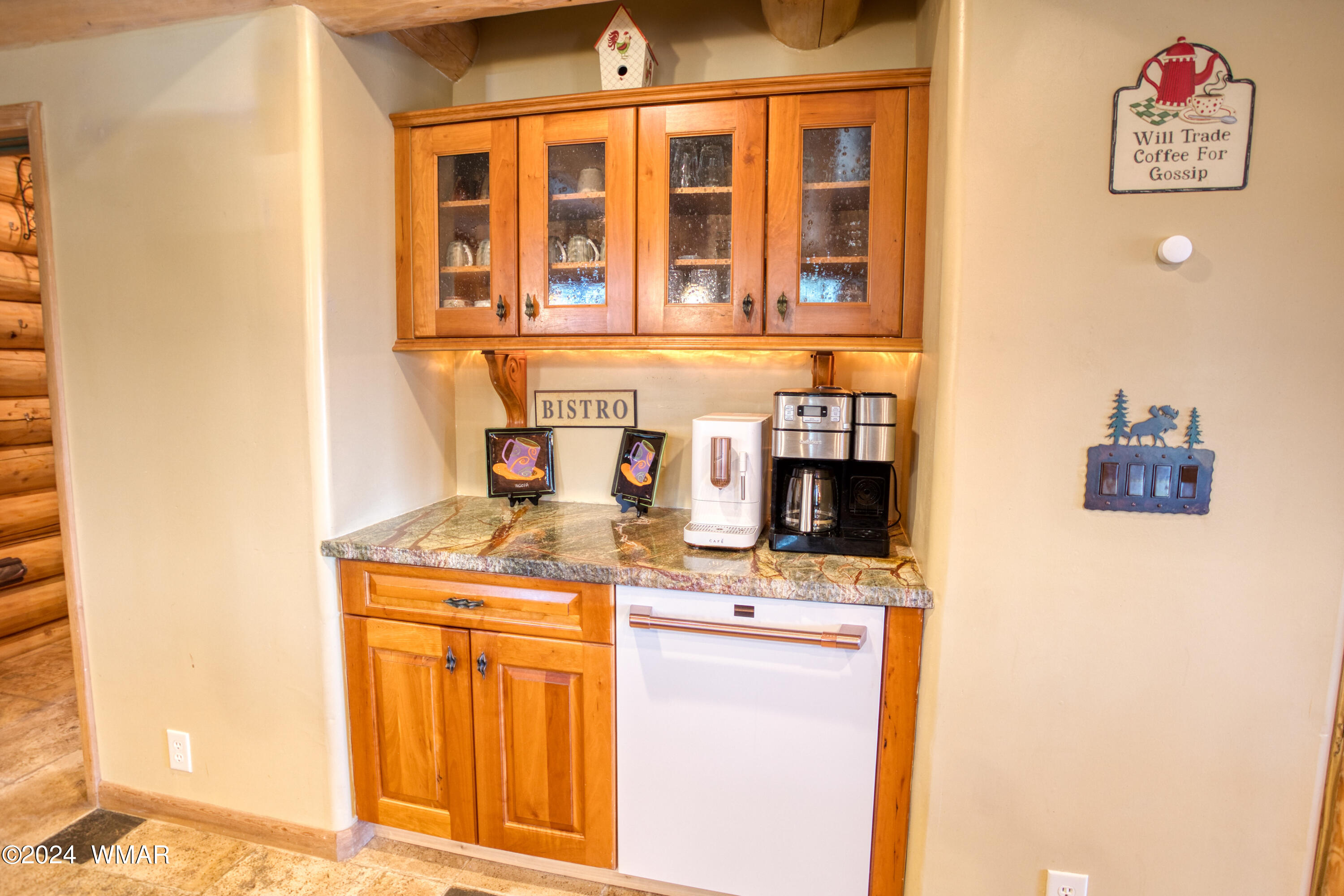 4281 Shaggy Bark Road Show Low, AZ 85901 - Photo 23 of 84 Coffee Bar