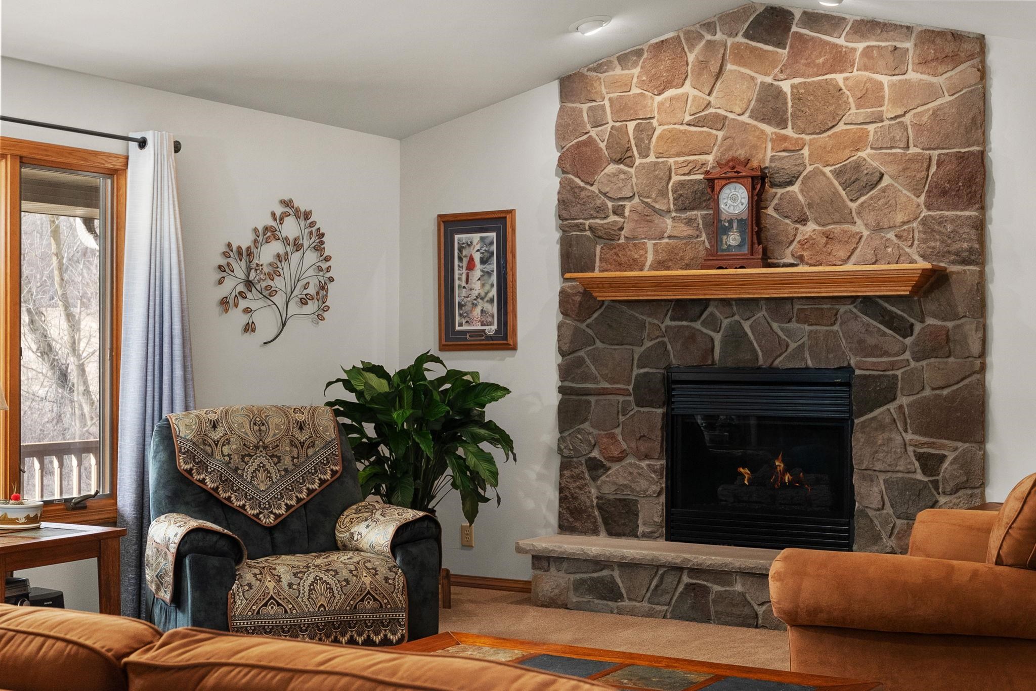 9620 West Topp Road Evansville, WI 53536 - Photo 8 of 46