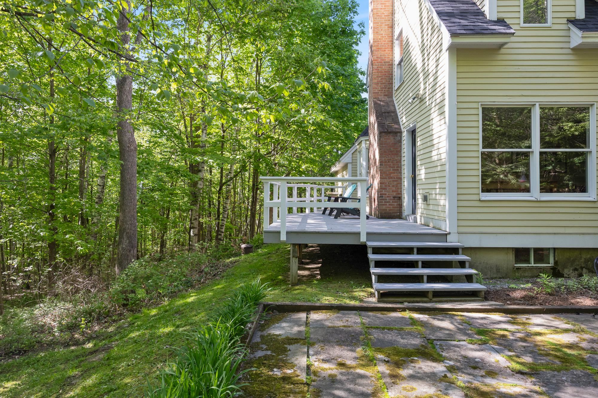 15 Plateau Road Williston, VT 05495 - Photo 3 of 51