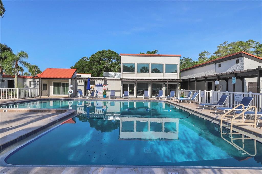 3269 South Beneva Road, Unit 203 Sarasota, FL 34232 - Photo 18 of 32