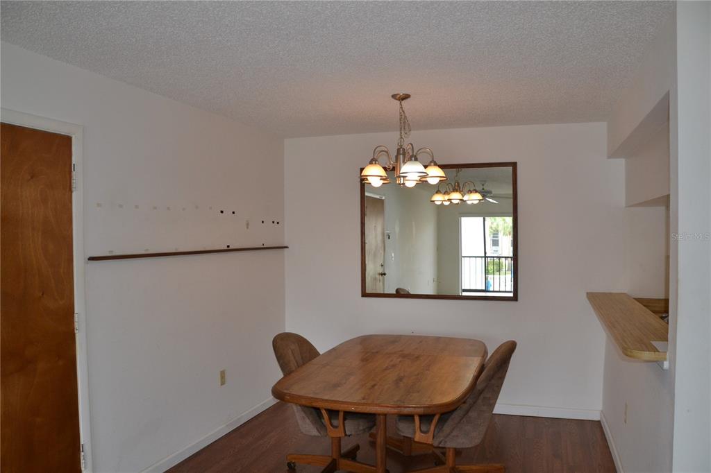 3269 South Beneva Road, Unit 203 Sarasota, FL 34232 - Photo 7 of 32