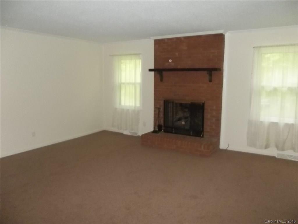 8201 Barncliff Road Charlotte, NC 28227 - Photo 5 of 6 Gallery Image 5