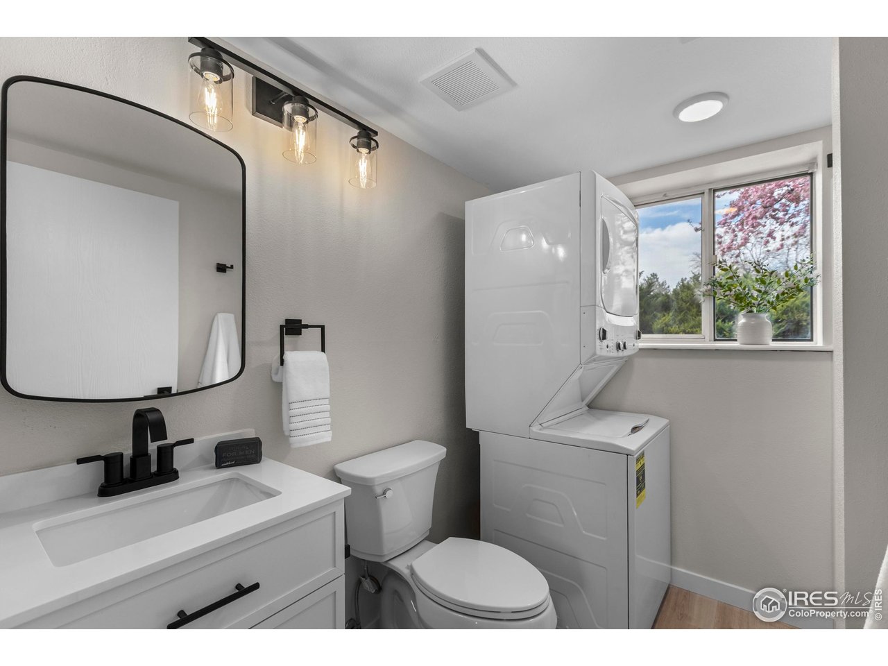 2406 Wapiti Road Fort Collins, CO 80525 - Photo 28 of 31 Gallery Image 28