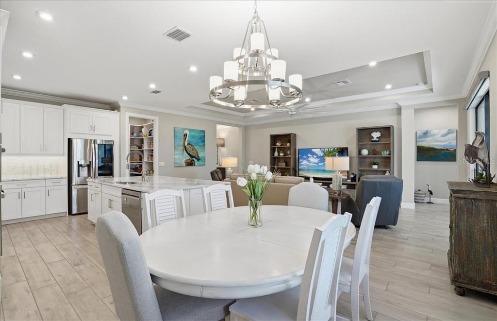 4531 Crestpoint Way Palmetto, FL 34221 - Photo 11 of 82