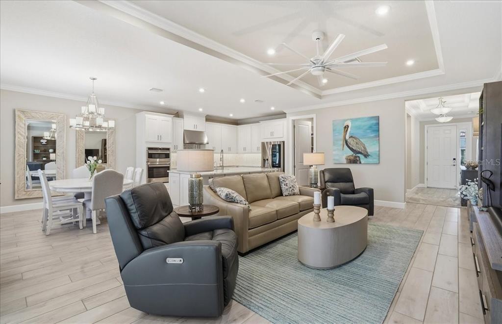 4531 Crestpoint Way Palmetto, FL 34221 - Photo 2 of 82