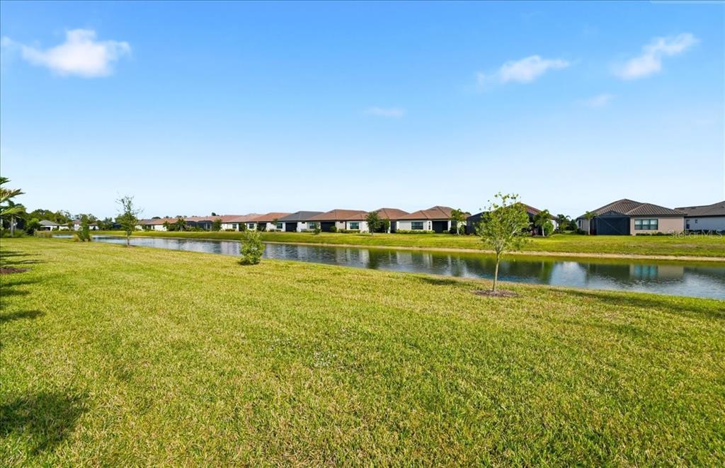 4531 Crestpoint Way Palmetto, FL 34221 - Photo 35 of 82