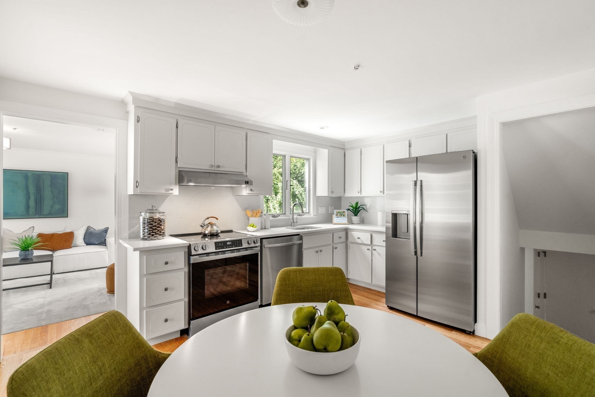 43 Meredith Circle Needham, MA 02492 - Photo 8 of 22 Gallery Image 8