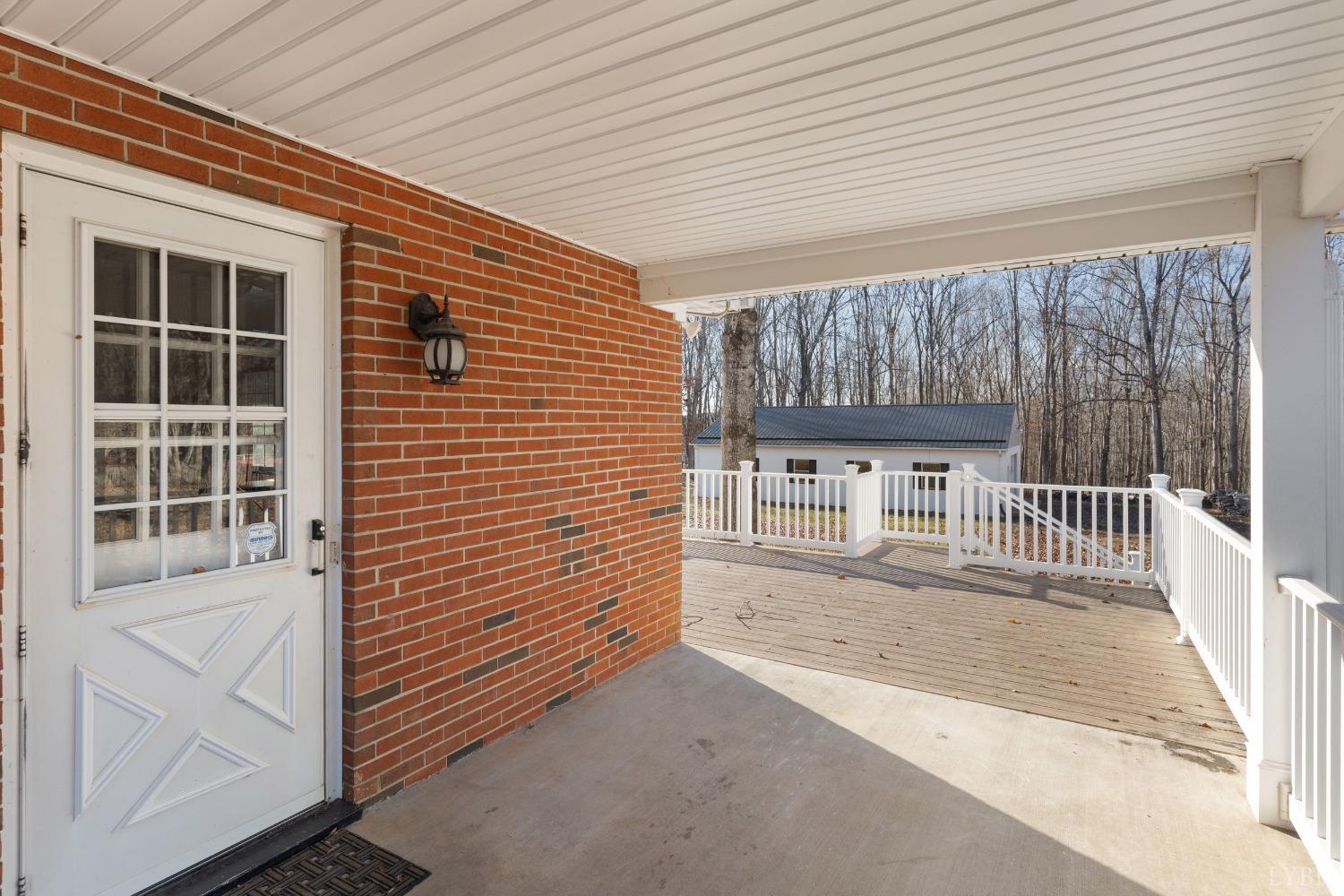 802 Izaak Walton Road Amherst, VA 24521 - Photo 5 of 35 Gallery Image 5