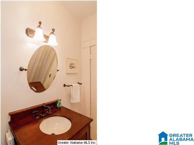 837 Oxmoor Road Birmingham, AL 35209 - Photo 23 of 31