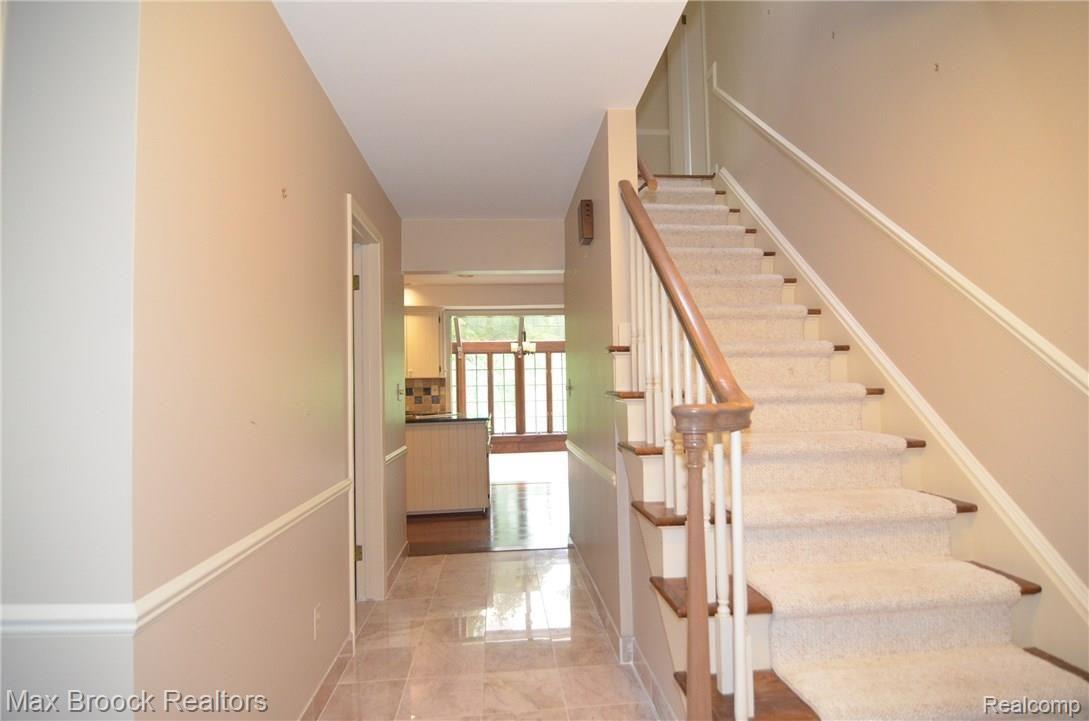 6035 North Rochester Road Rochester, MI 48306 - Photo 37 of 42 DSC_0046.JPG